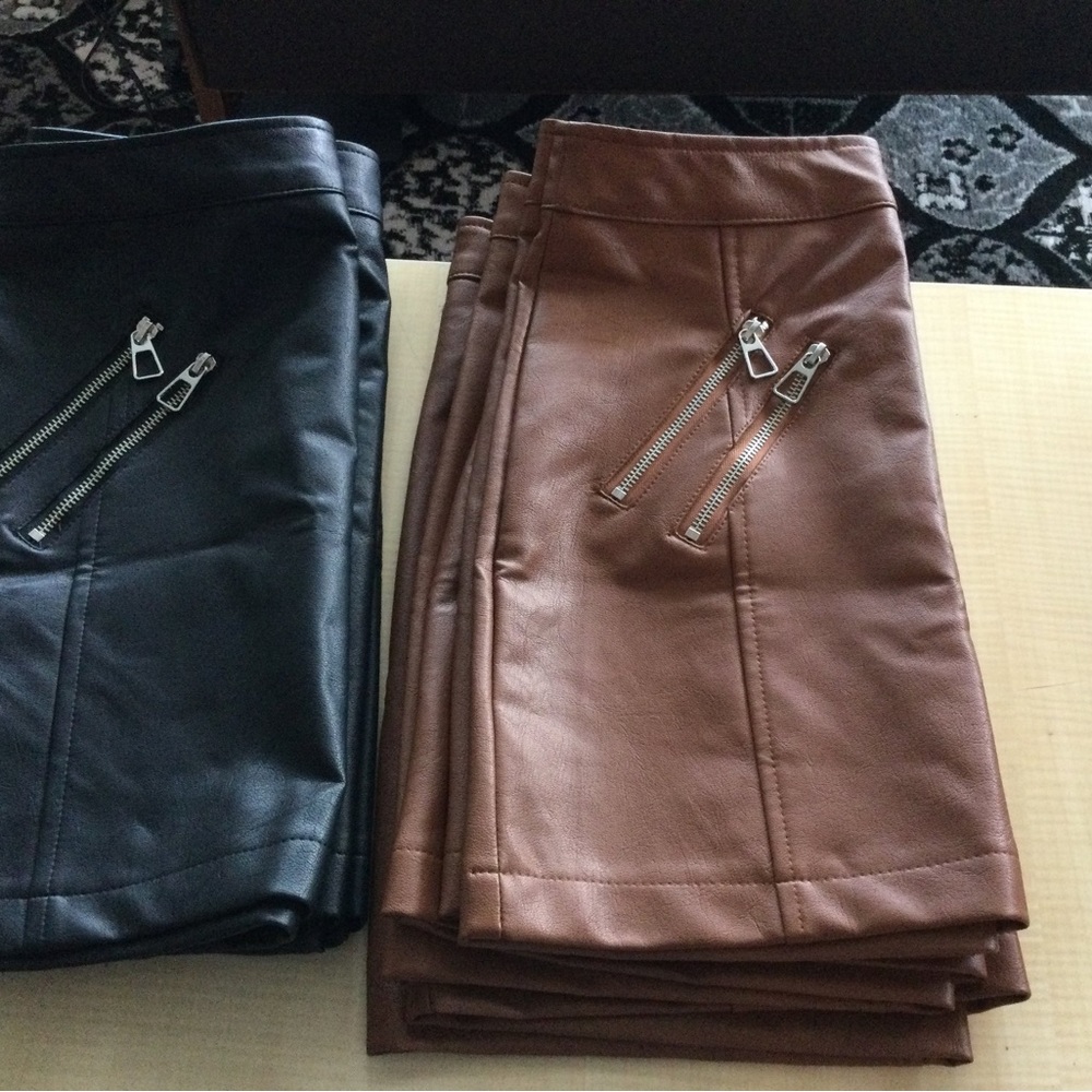 Season of fall (black skirt)